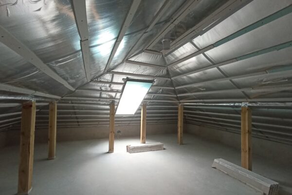 Docieplenie dachu celulozą Docieplenie dachu celulozą